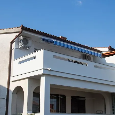 Neda Apartman Krk Town