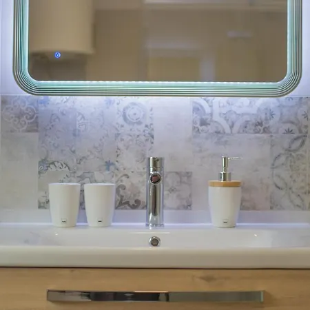 דירה Neda קרק